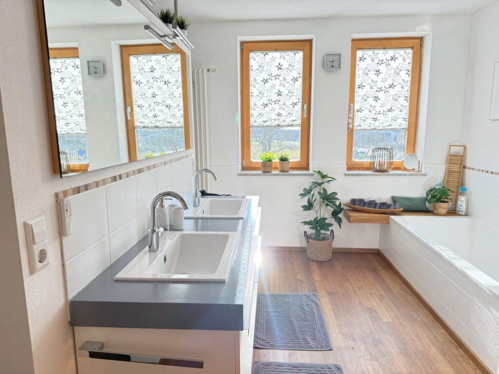 Badezimmer Ferienwohnung Brunnen Allgäu